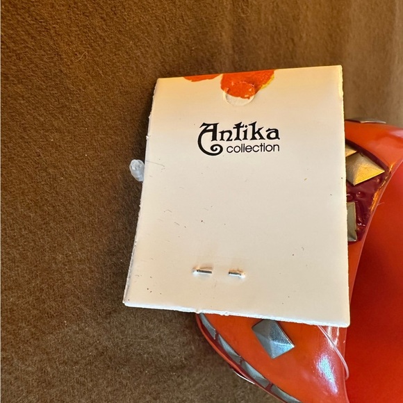 3/30 Antika Collections Orange Resin and Silver Studded Bracelet - Picture 8 of 8